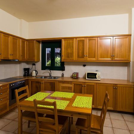 Villa Eleni Asprouliánoi Exterior foto