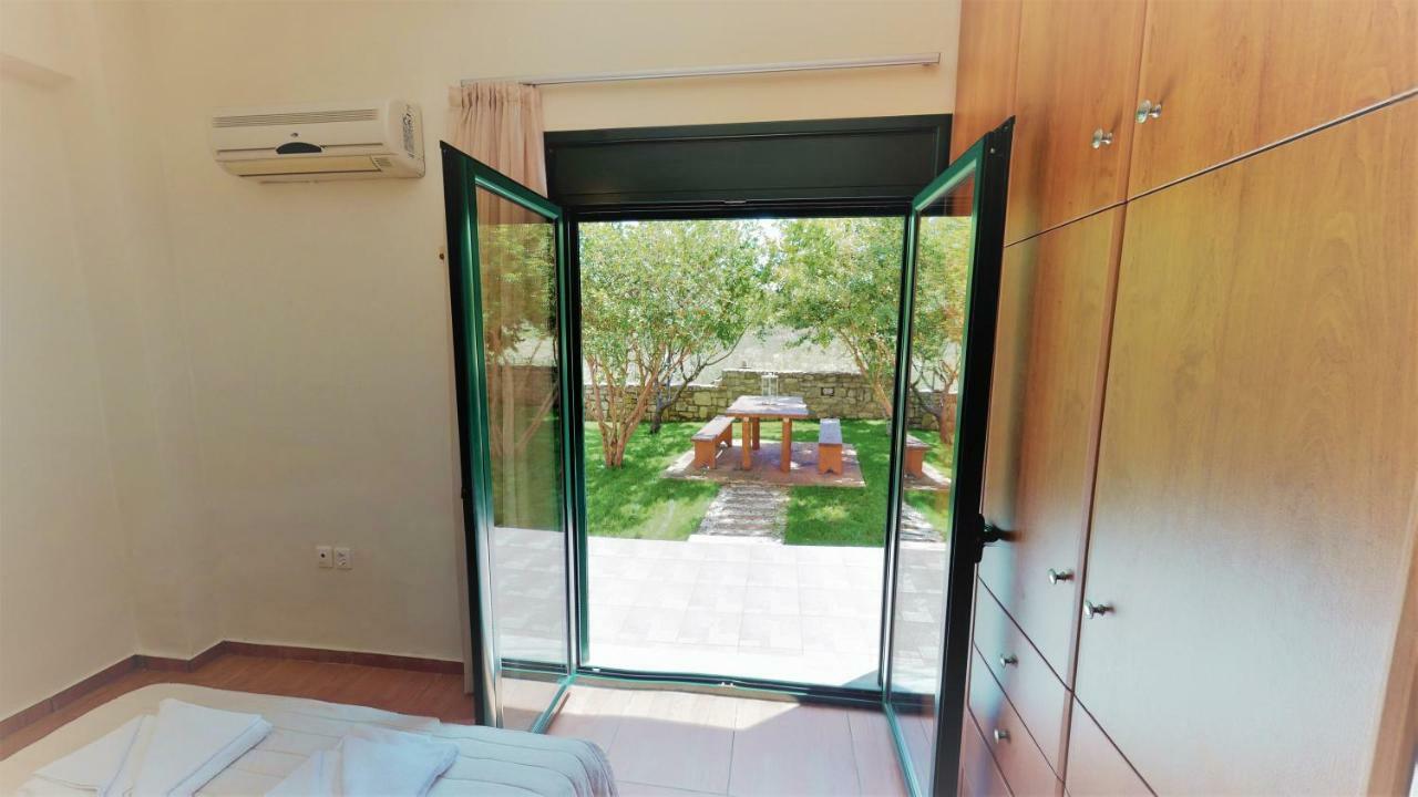 Villa Eleni Asprouliánoi Exterior foto