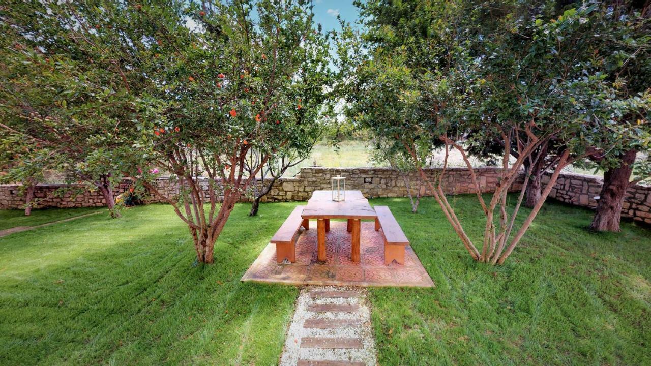 Villa Eleni Asprouliánoi Exterior foto